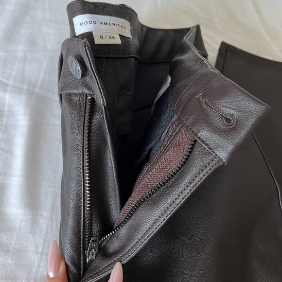 GOOD AMERICAN NWT classic vegan leather size 8 - Picture 1 of 4